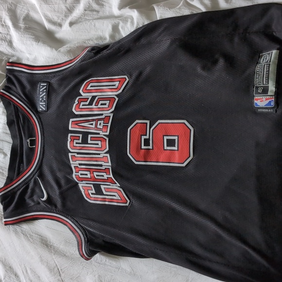 Nike Chicago Bulls Alex Caruso Jersey - Picture 1 of 3